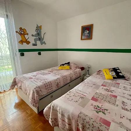 Prijeten Prostoren Apartma V Hisi Pivka Exterior photo